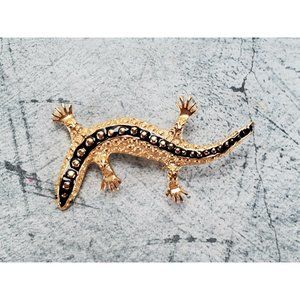 Gold Tone Black Stripe Geeko Brooch Pin